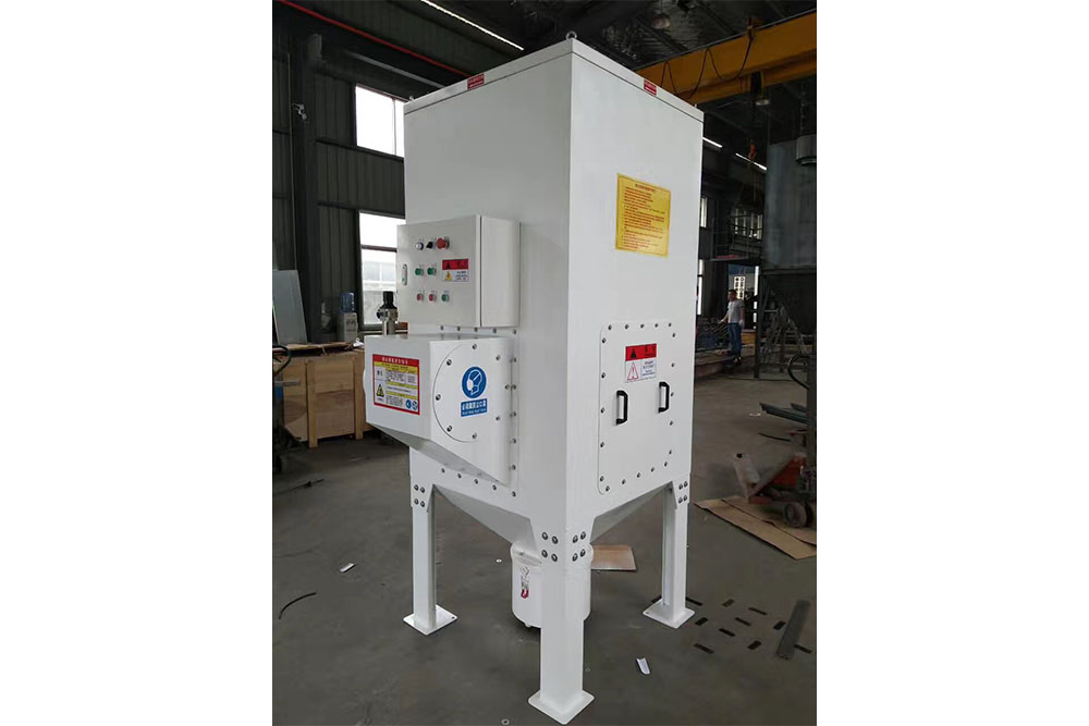 小型滤筒除尘器-7.5HP